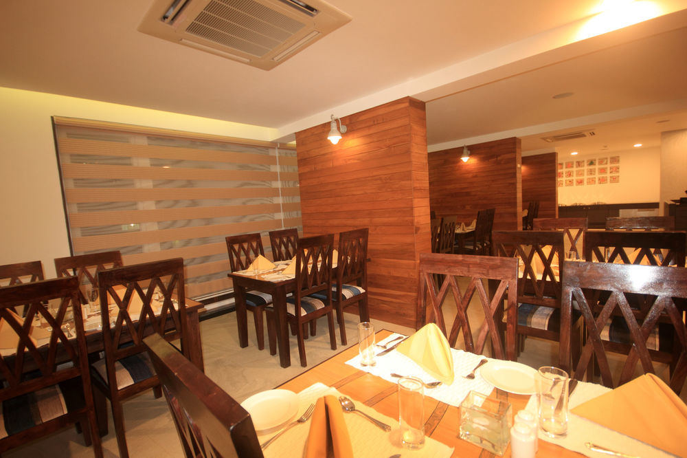 The Fern Residency, Miramar Hotel Panaji Exterior photo